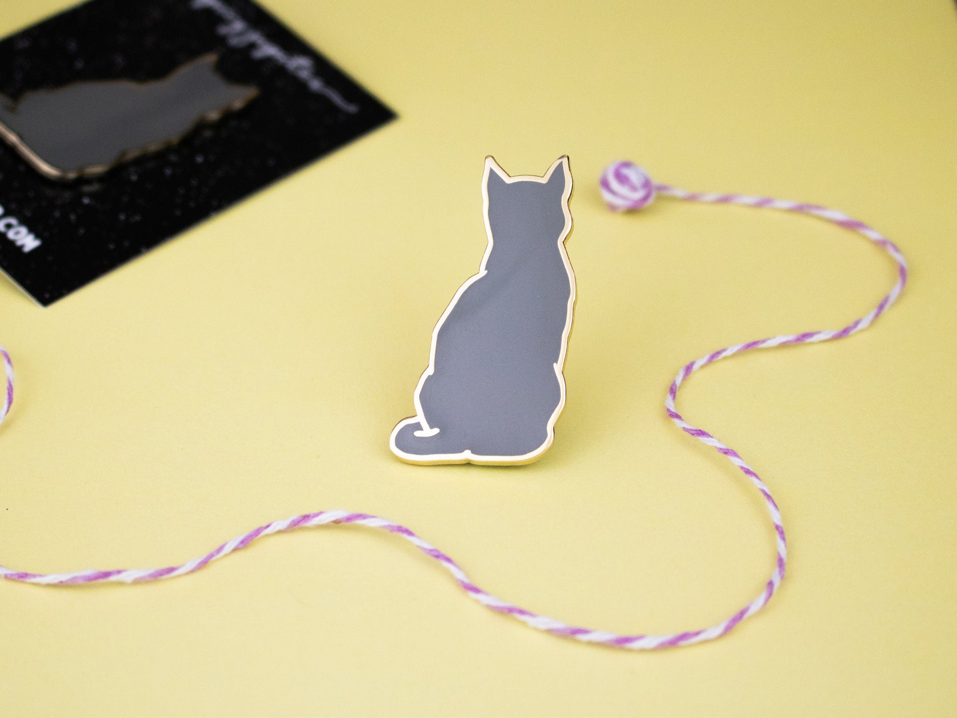 Graceful Grey Sitting Kitty Enamel Pin | Adorable Cat Lover's Accessory