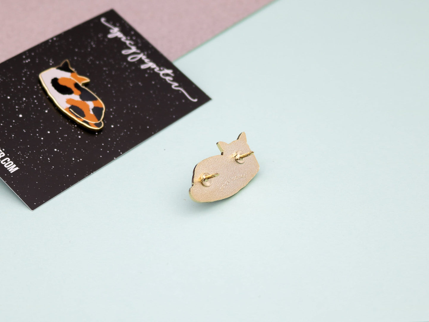 Adorable Calico Cat Enamel Pin | A Cat Lover's Essential Accessory