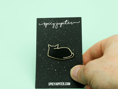 Enchanting Black Cat Enamel Pin | Must-Have Gift for Cat Lovers