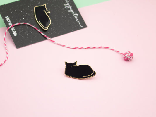 Black Cat Pin / Enamel Pin Black Cat / Cat Pin Badge / Cat Lover Gift